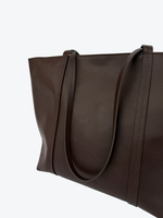 TOTE BAG REGULAR - MARRÓN OSCURO - Thumbnail 3