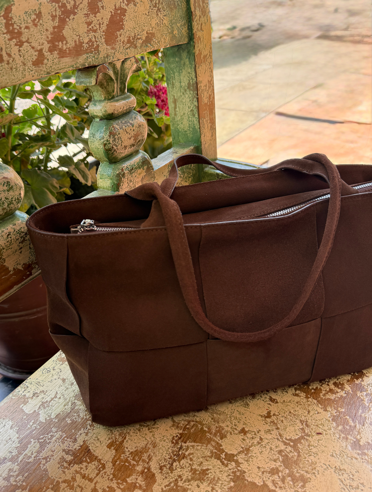 LORENZA BAG GAMUZÓN - MARRÓN OSCURO