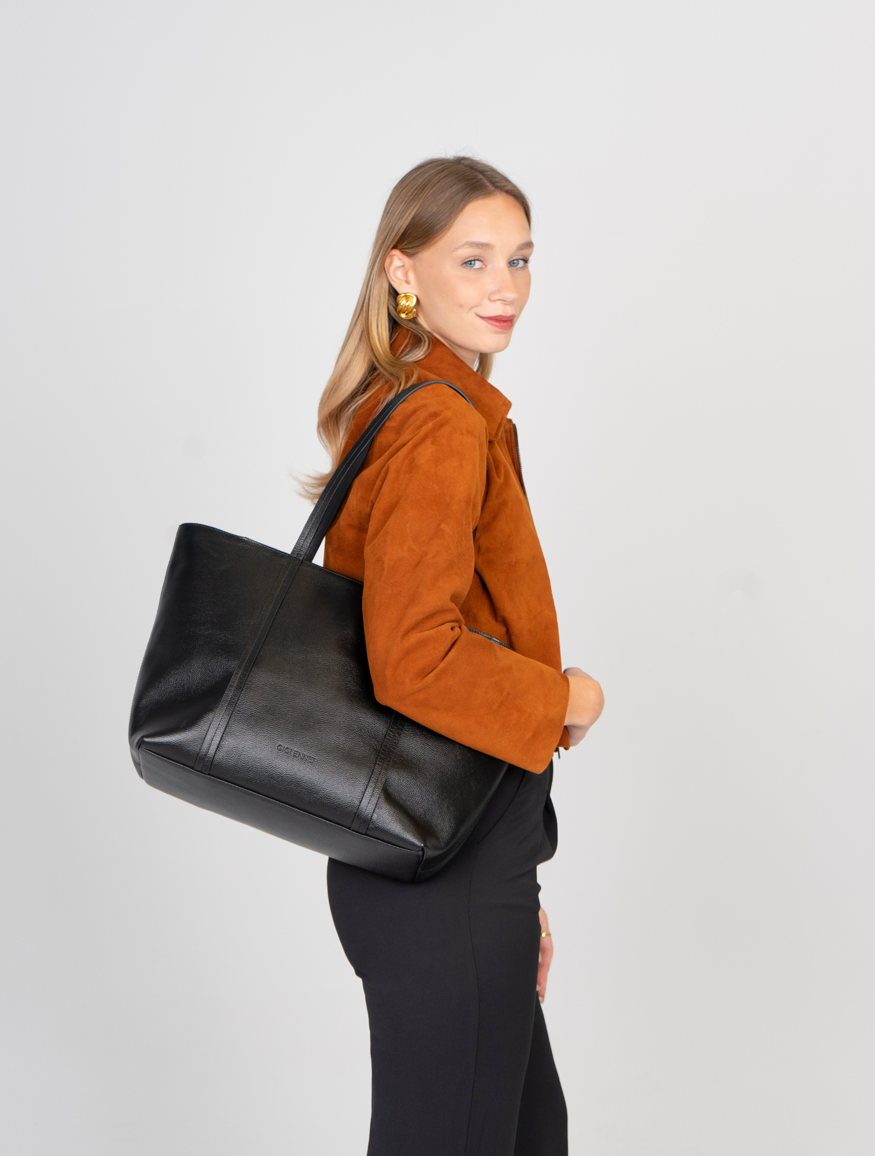 PRE ORDER - TOTE BAG VERSIÓN FULL - NEGRO - Gallery 2