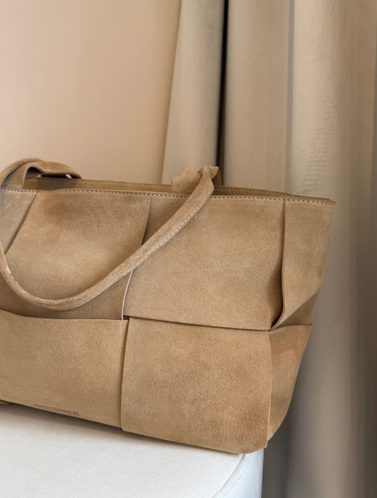 LORENZA BAG GAMUZÓN - ARENA